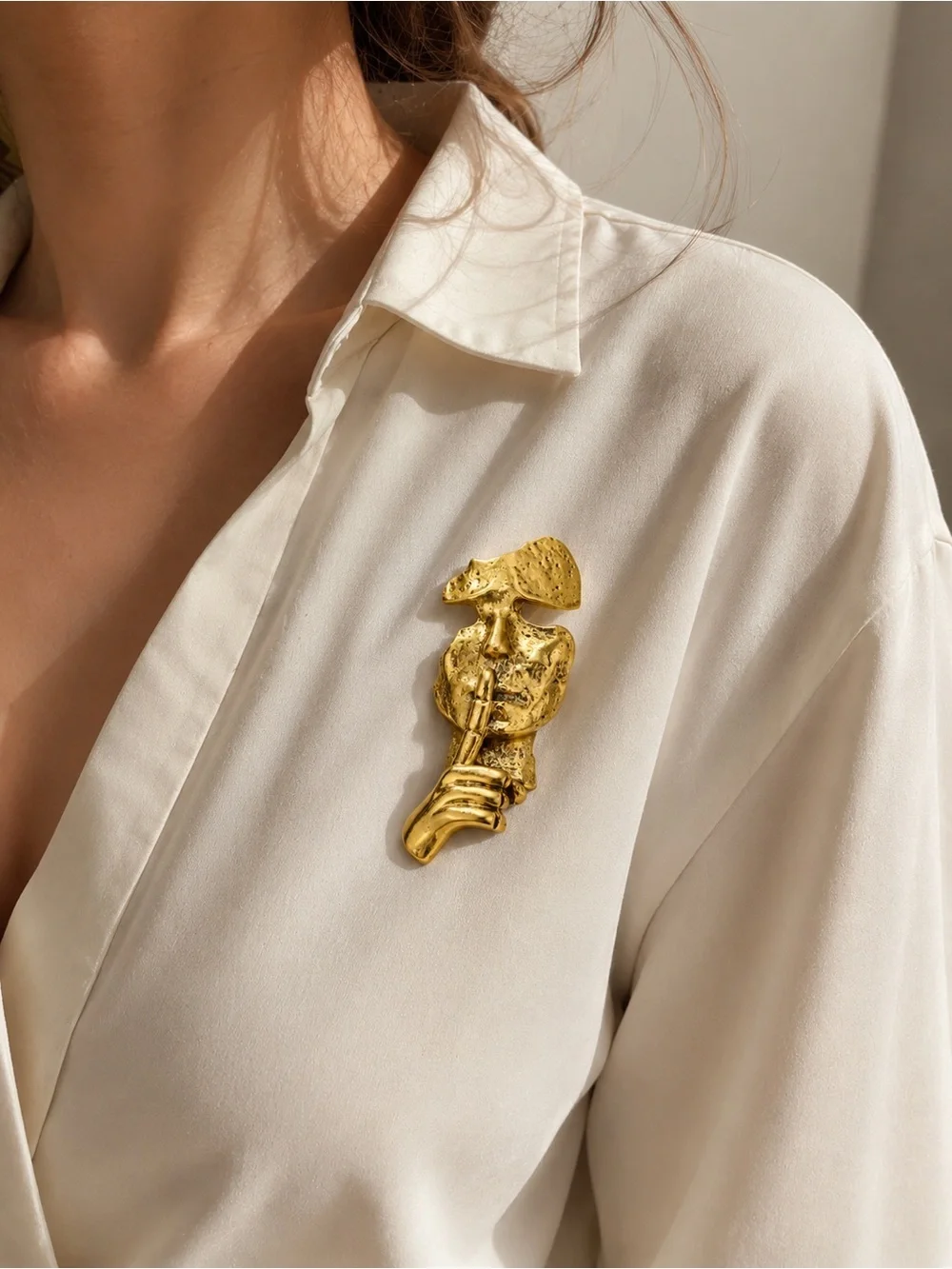 Anthropologie Gold Abstract Pin Brooch